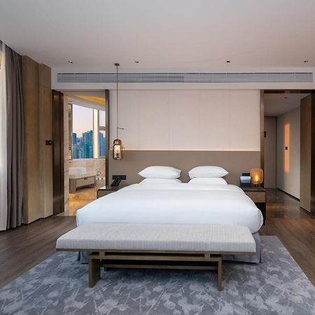 Golden Shining New Century Grand Hotel Beihai Esterno foto